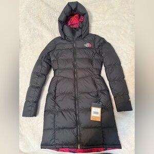 The North Face Women’s Metropolis Parka